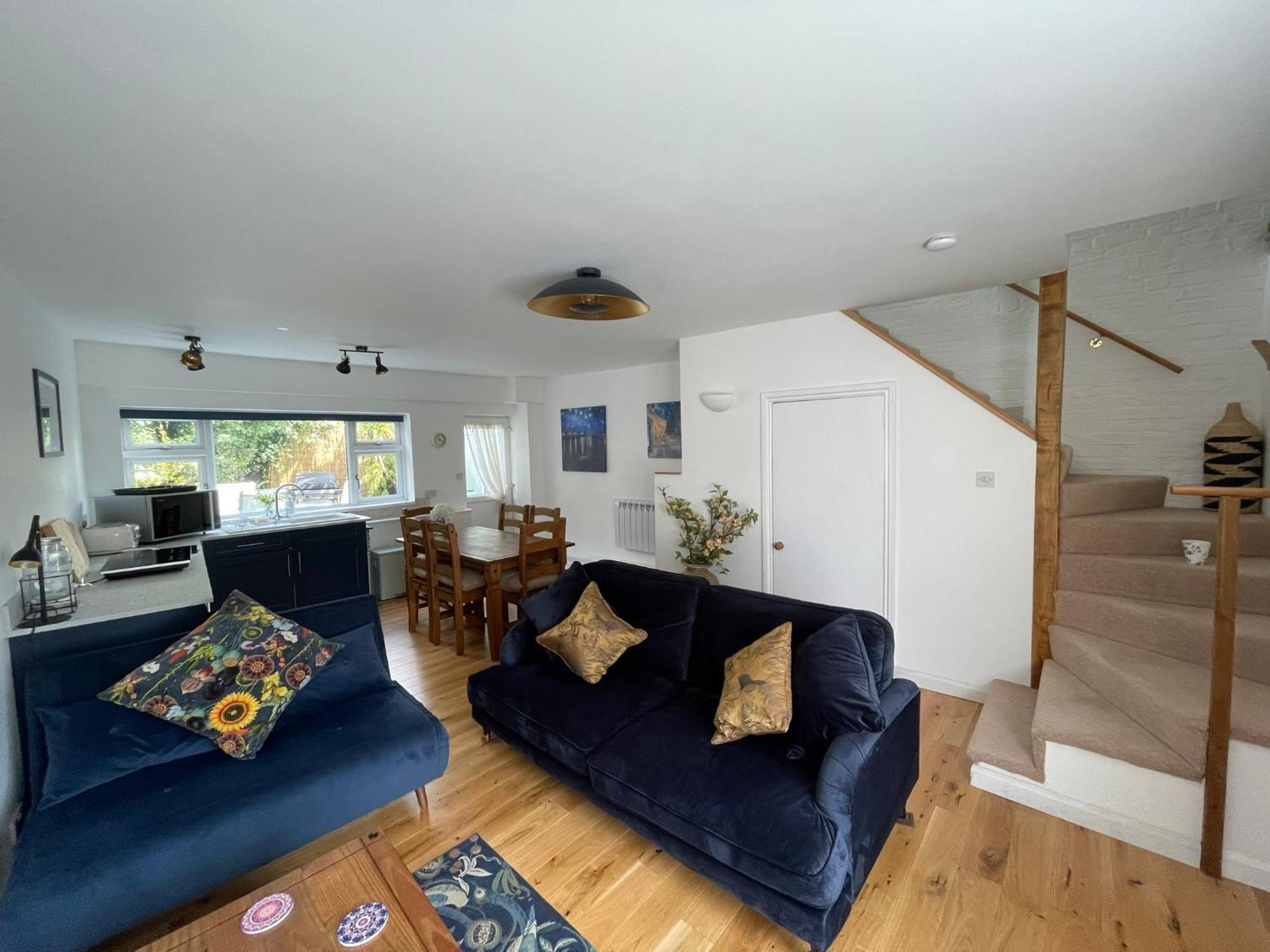Close To Sea And South Downs National Park - Sompting Bagian luar foto